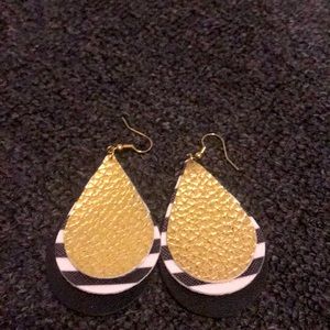 Handmade leather/faux leather teardrop earrings